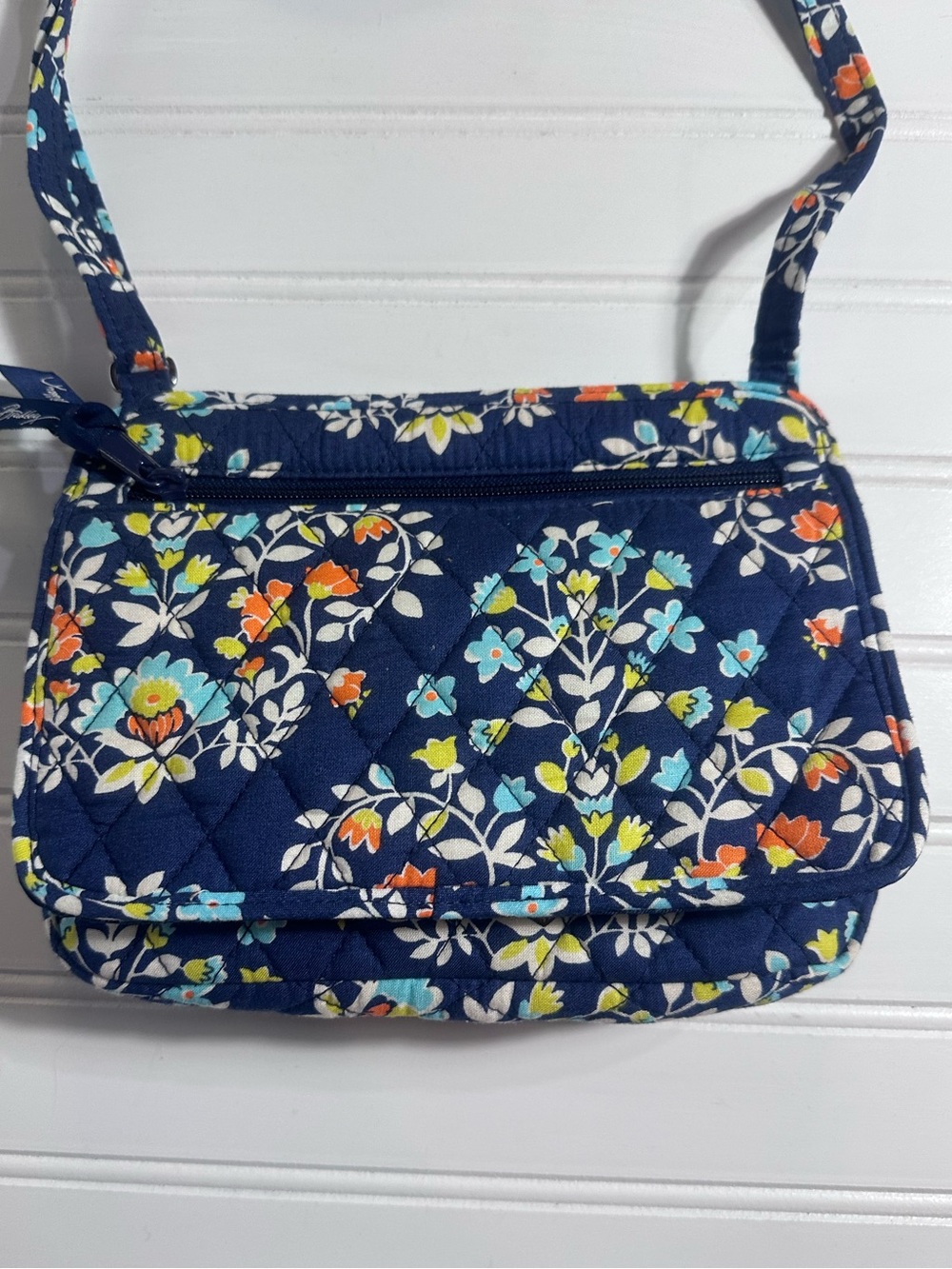 Vera Bradley retired Chandelier Floral navy blue small crossbody bag purse